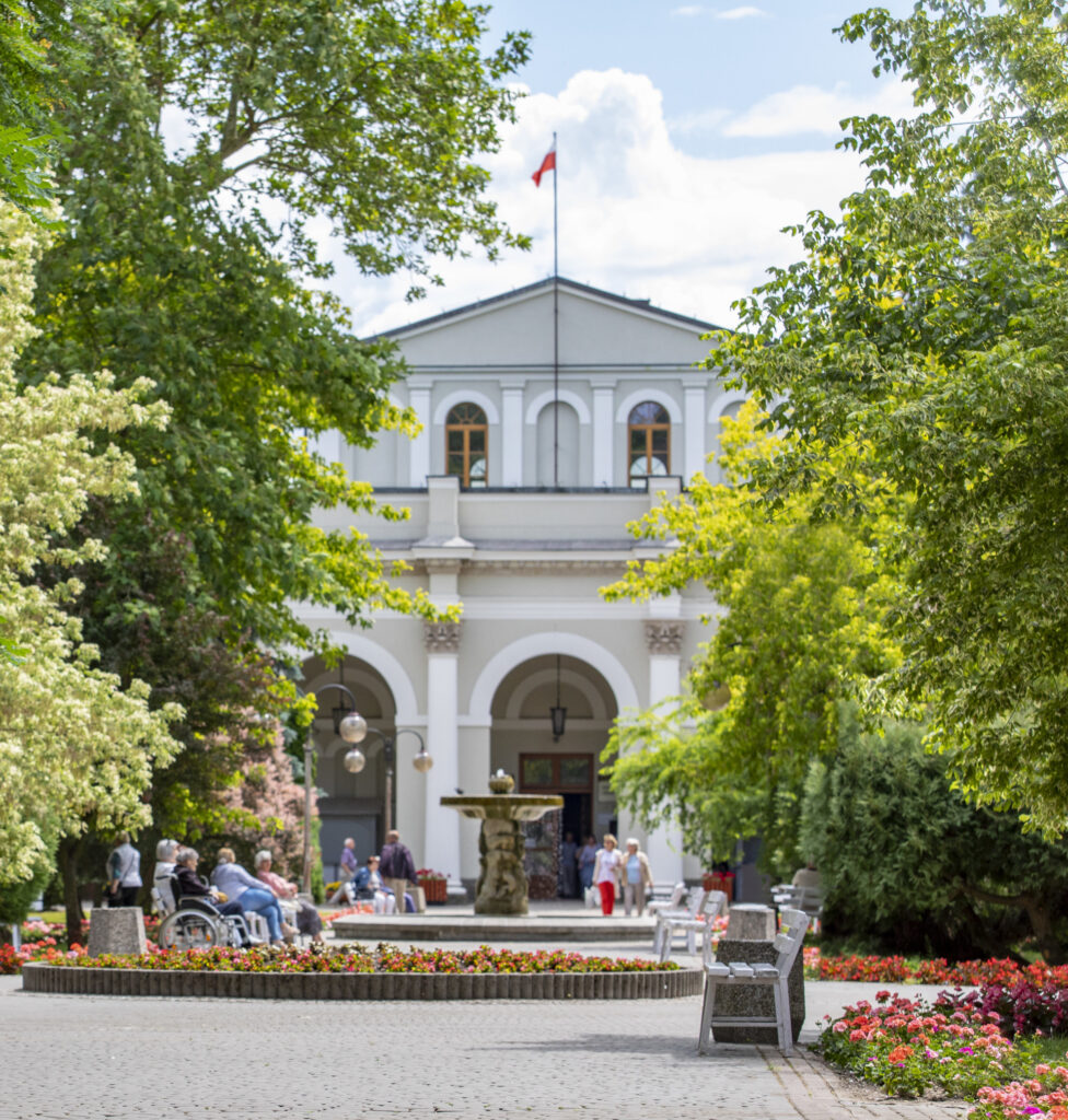 Widok na sanatorium Marconi, od strony Parku